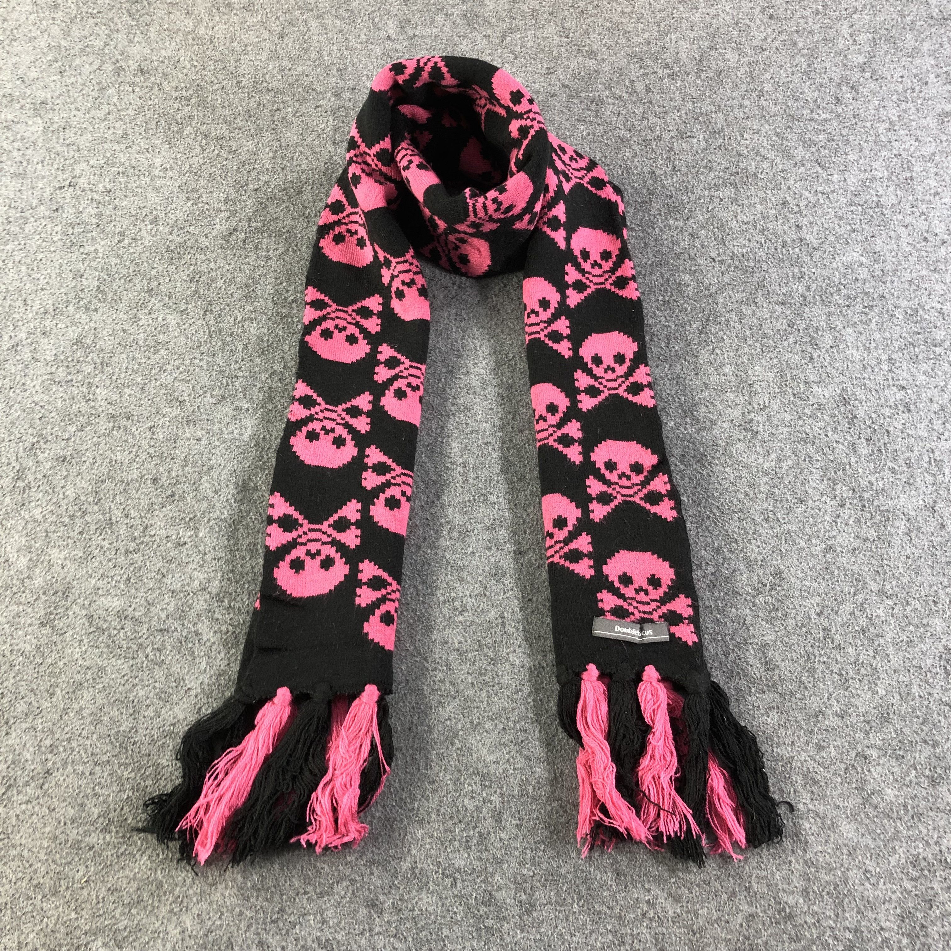 Seditionaries Double Focus Pink Skulls Scarf Muffler V1248 Size ONE SIZE - 1 Thumbnail
