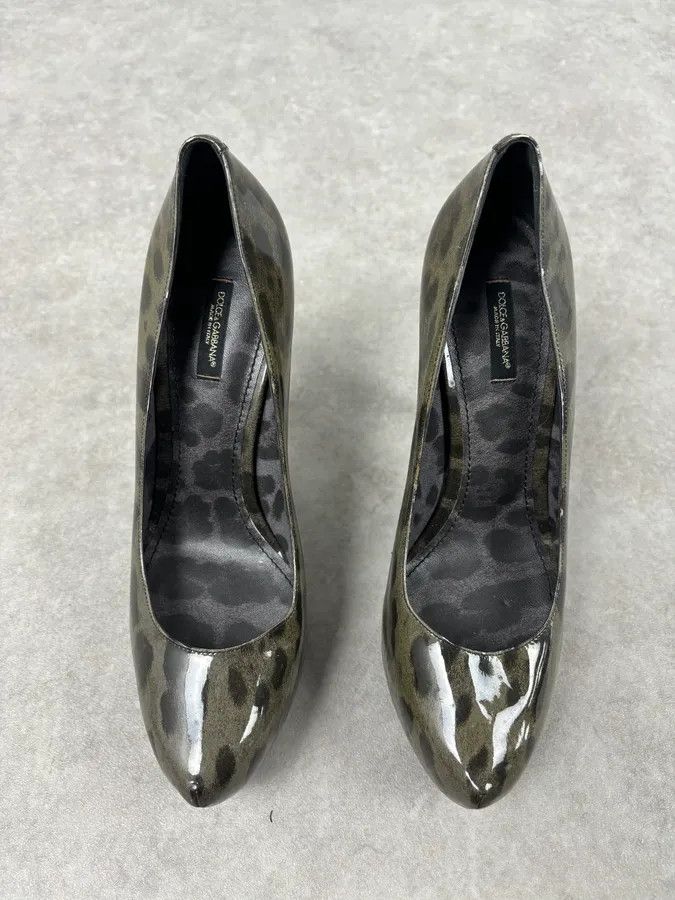 Dolce & Gabbana 2010s Dolce & Gabbana Khaki & Black Leopard Heels Size US 10 / IT 40 - 3 Thumbnail