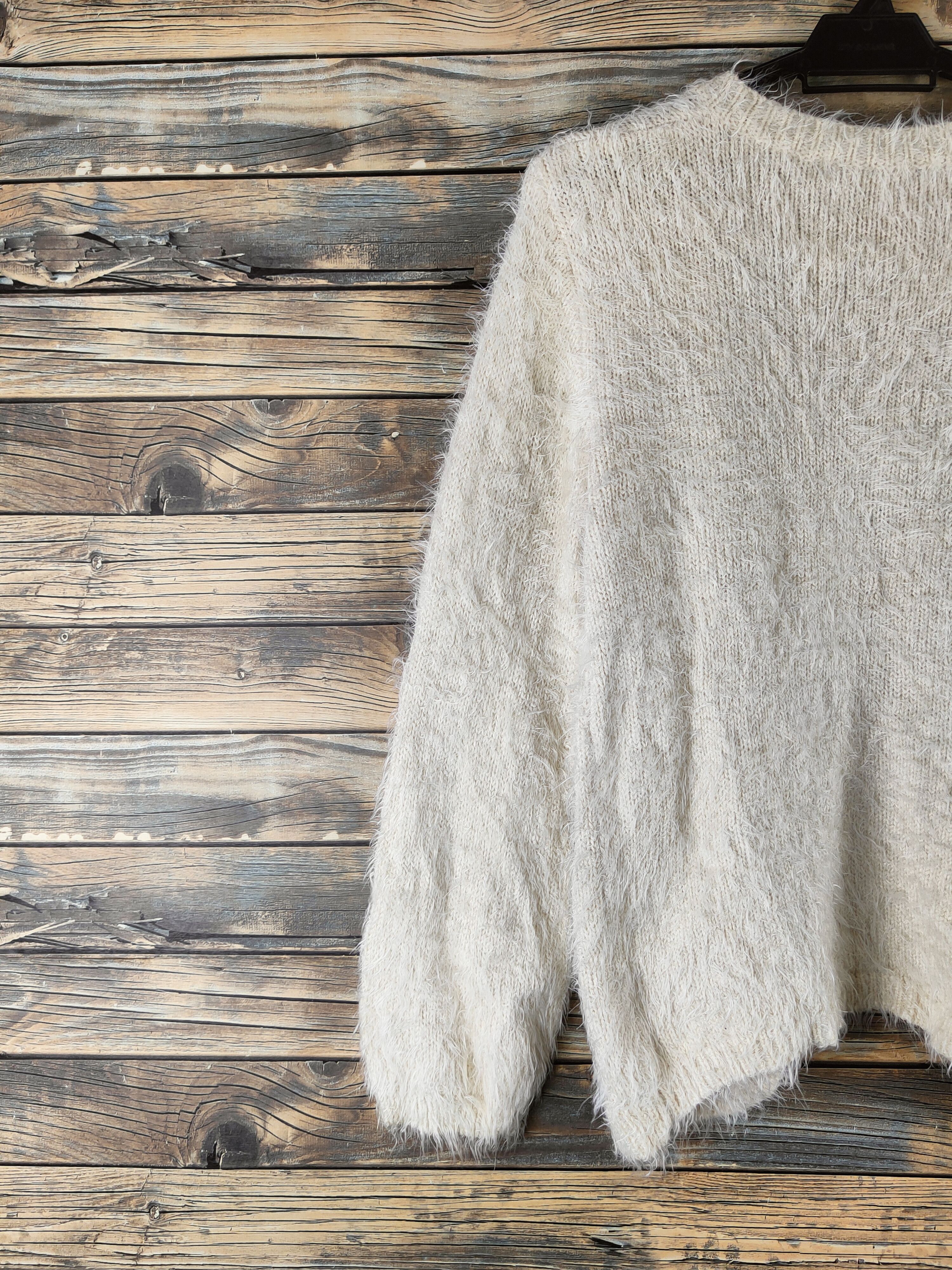 Japanese Brand DL Gorge Ivory Fur Mohair Knitwear Cardigans #46-499 Size S / US 4 / IT 40 - 8 Thumbnail