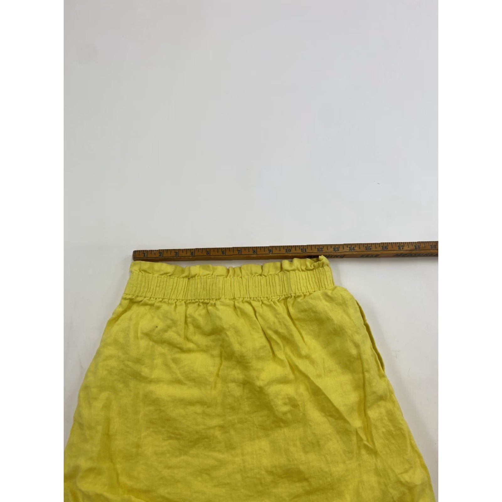 J.Crew J.CREW Skirt Women’s 2 Yellow Pockets Elastic Waist Short Modern Pockets Womens 2 Yellow Size 26" / US 2 / IT 38 - 6 Thumbnail