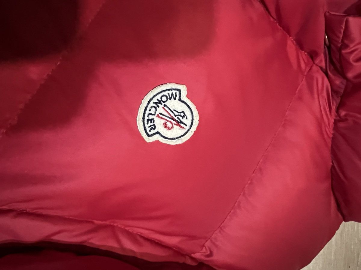 Moncler Vintage Moncler Down puffer transformer vest jacket Size US XL / EU 56 / 4 - 4 Thumbnail
