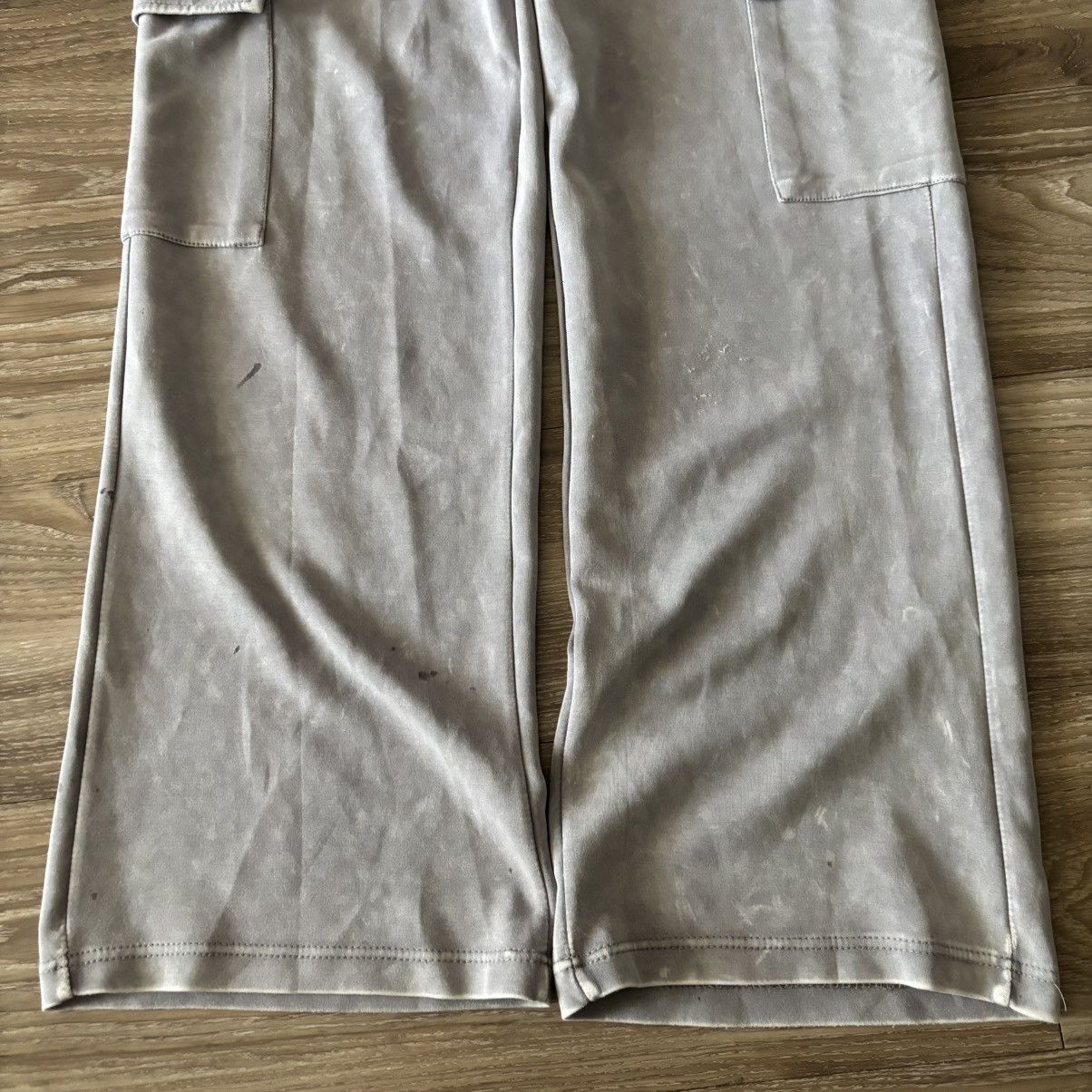 Vintage Crazy Vintage Y2K/2000s Light Grey Cargo Baggy Sweatpants! Size XS Size 26" / US 2 / IT 38 - 5 Thumbnail