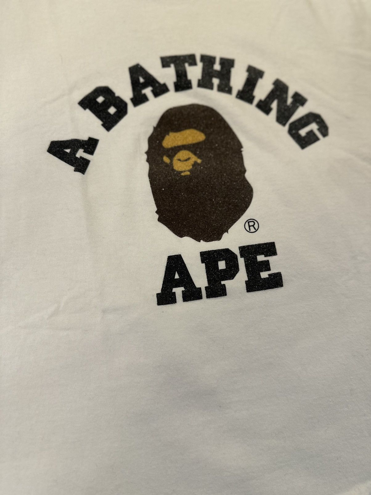 Bape A BATHING APE WHITE TEXTURED LOGO T-SHIRT SUMMER 2010 SZ 2XL Size US XXL / EU 58 / 5 - 2 Thumbnail