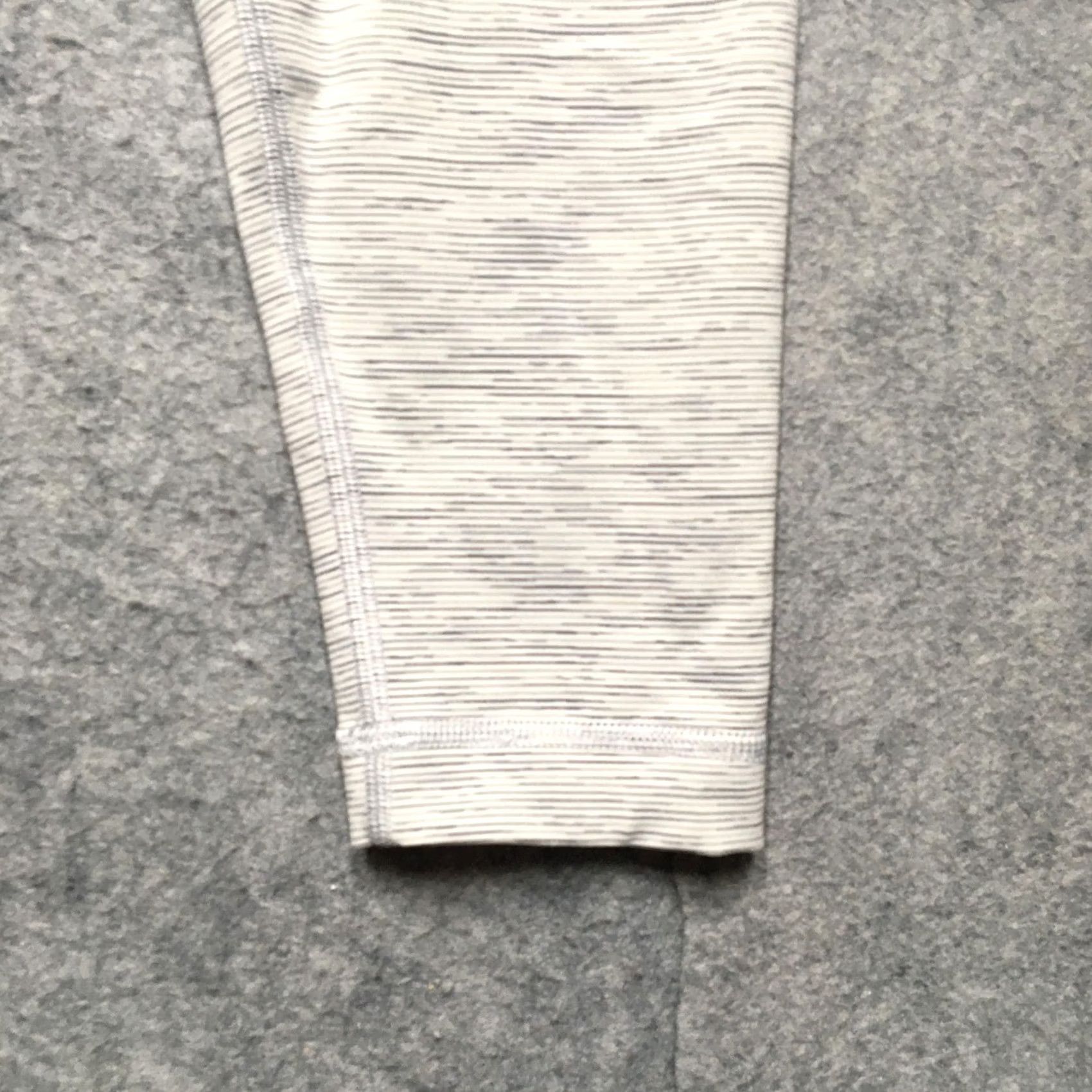 Lululemon Lululemon Align Pant Leggings Womens 8 Gray Striped High Rise Ankle Yoga Stretch Size 30" / US 8 / IT 44 - 2 Thumbnail