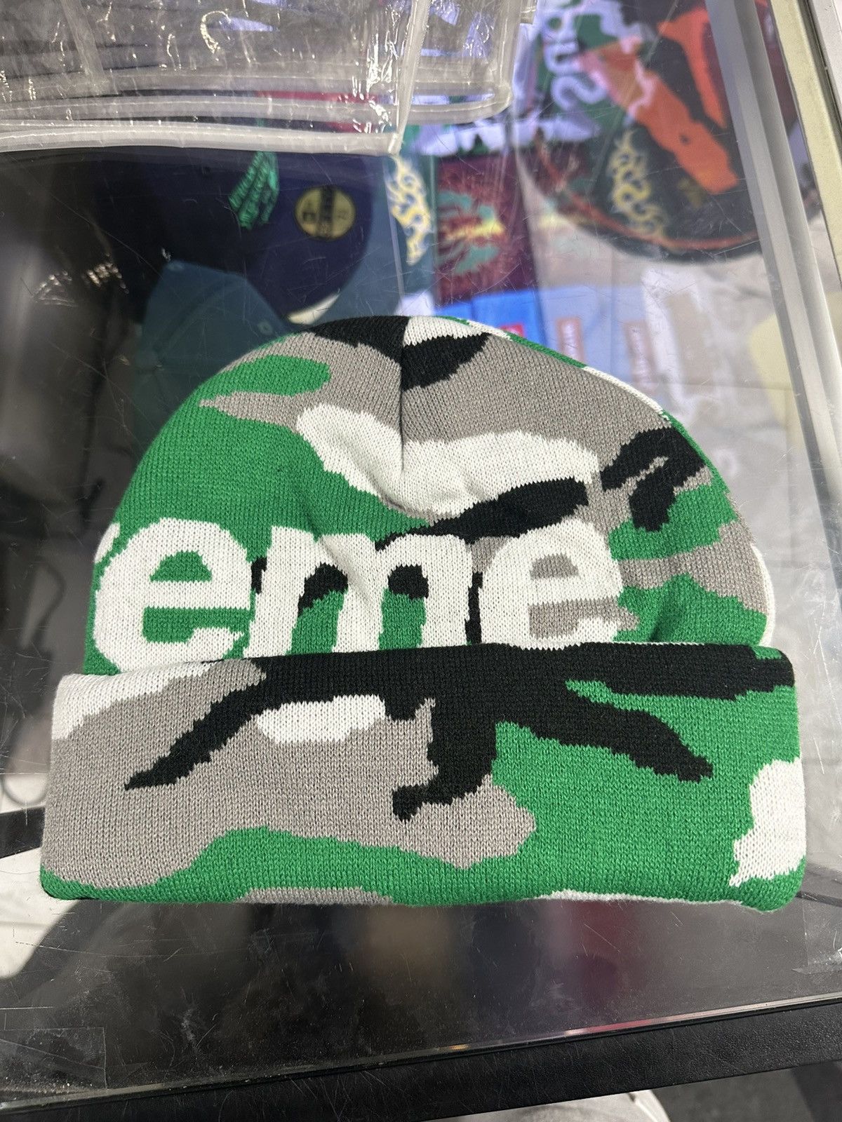 Supreme Supreme Bug Logo Camo Beanie (Green/Grey) Size ONE SIZE - 2 Thumbnail