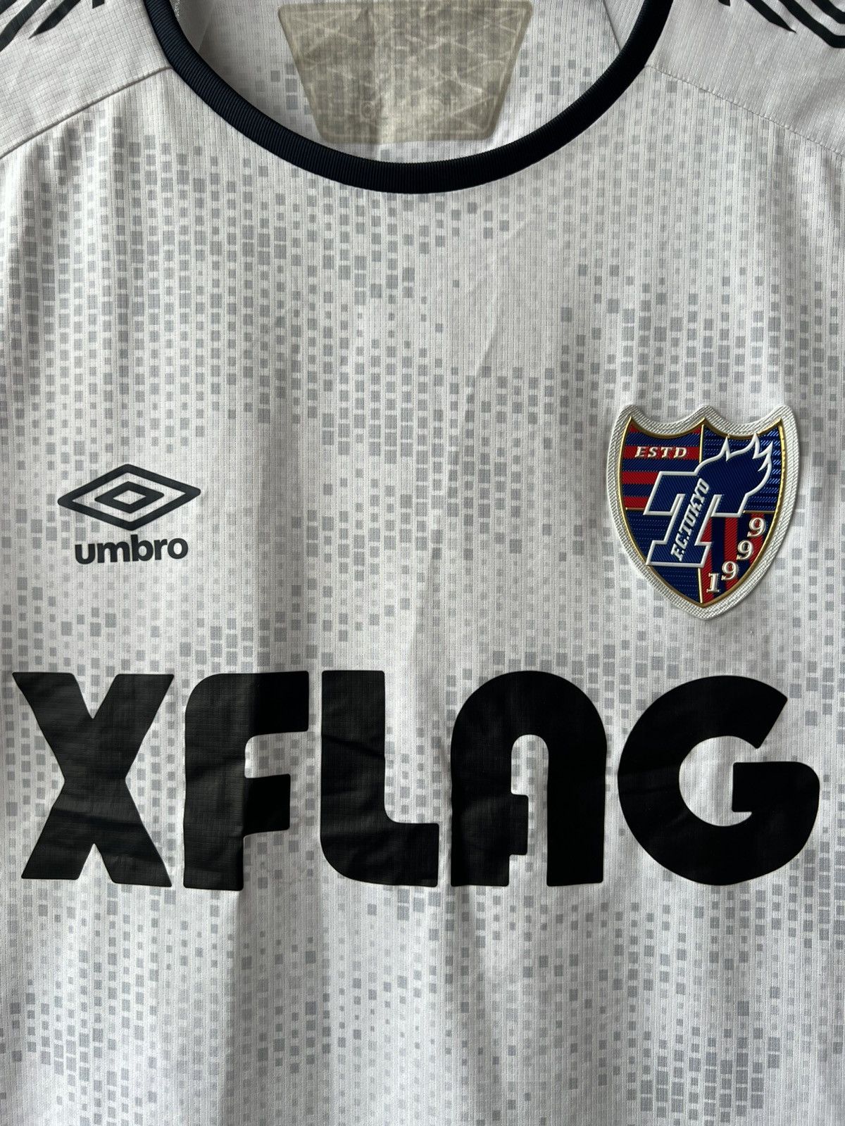 Umbro 2020 FC TOKYO AWAY SOCCER JERSEY FOOTBALL SHIRT SIZE M Size US M / EU 48-50 / 2 - 6 Thumbnail