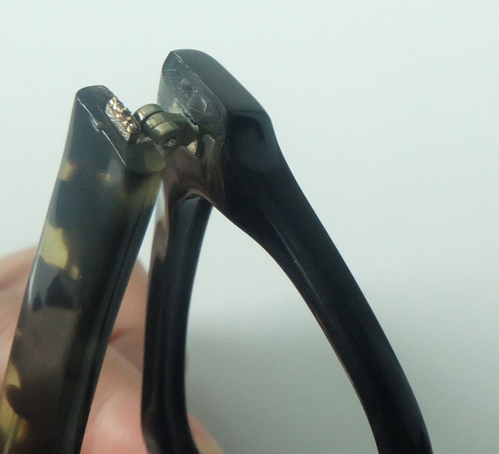 Viktor & Rolf Victor & Rolf 71-9004 Sunglasses 🕶️ (Made in Japan) Size ONE SIZE - 8 Thumbnail
