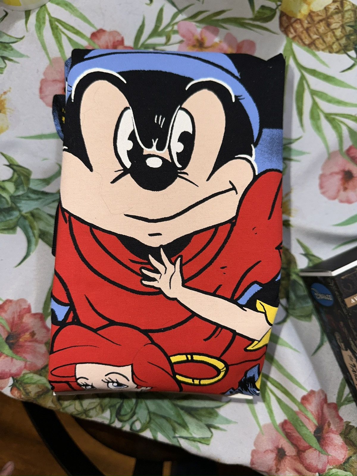 Darien Bruze DBRUZE - DISNEY HEROES TEE - FAIRYTALE FACE-OFF (XL) Size US XL / EU 56 / 4 - 3 Thumbnail