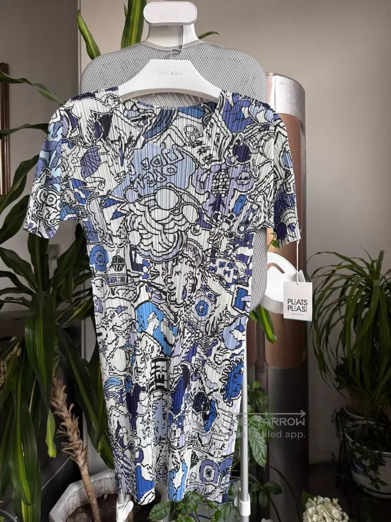 Issey Miyake Issey Miyake Blue Graffiti Long Top Size L / US 10 / IT 46 - 1 Thumbnail