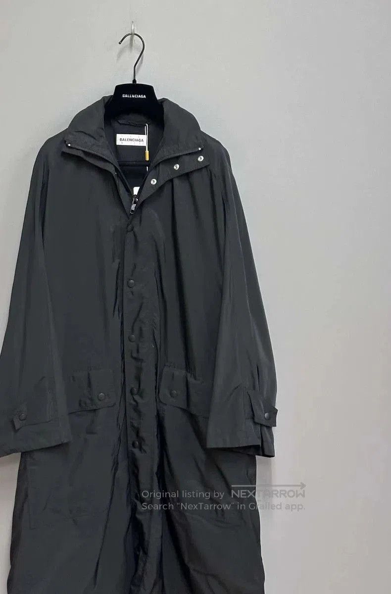 Balenciaga Balenciaga Black Back Logo Long Coat. Size US XS / EU 42 / 0 - 3 Thumbnail