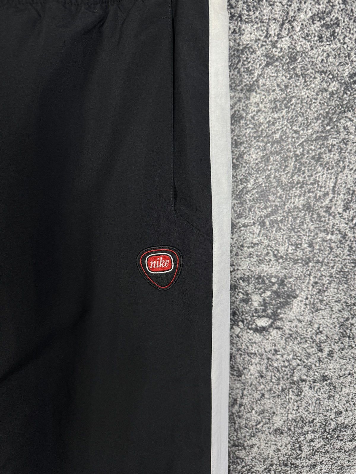 Nike Nike Track Pants Vintage 90s Style Zip Cuffs Y2K Size L Size US 36 / EU 52 - 6 Thumbnail