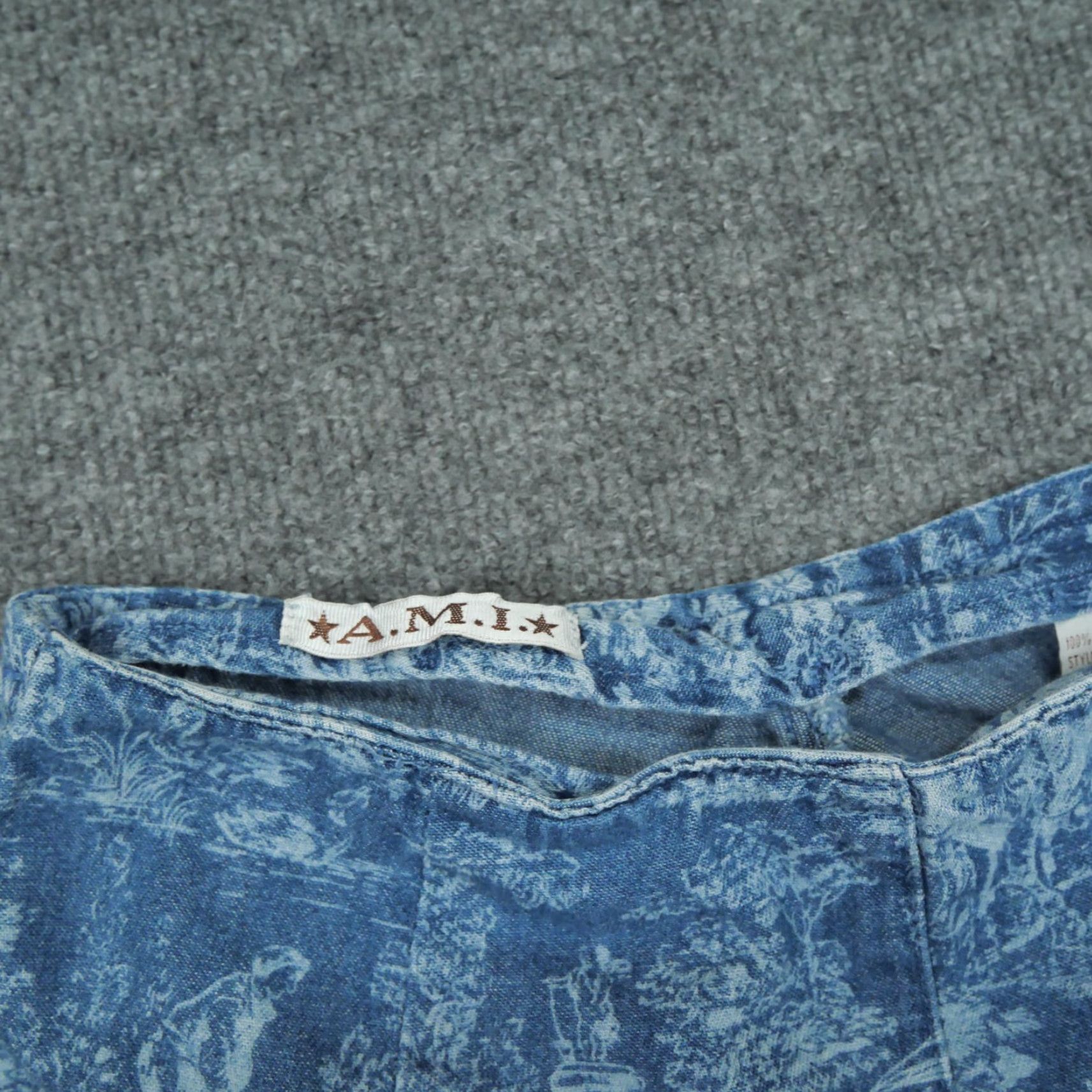 Vintage VINTAGE AMI Pants Womens 6 Blue Print Classic Art Crop Capri 2000s Y2K Blue Graphic Fashion? Size 28" / US 6 / IT 42 - 5 Thumbnail