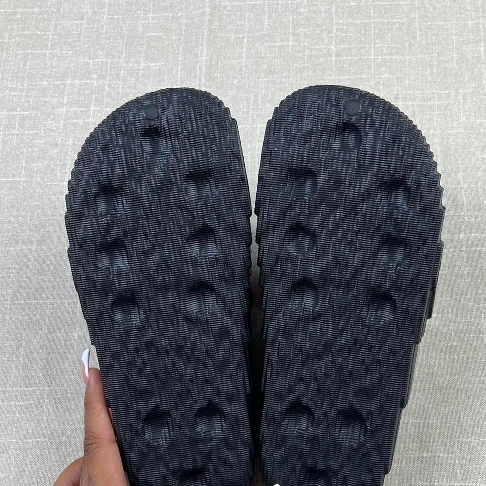 Adidas Adidas Adilette 22 Black Women 6 Size US 6 / IT 36 - 5 Thumbnail