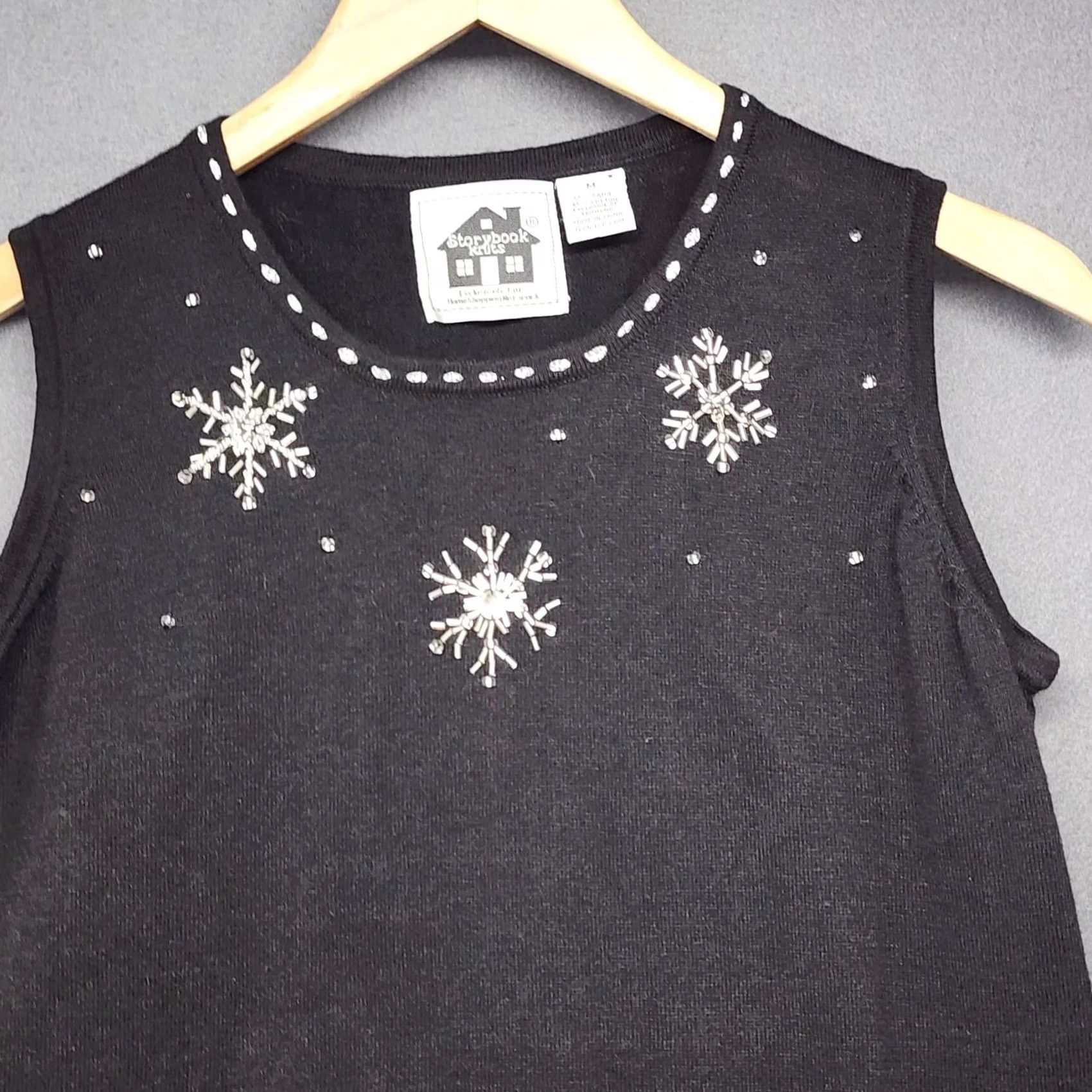 Vintage VINTAGE Storybook Knits Tank Top Womens Medium Black Beaded Snowflakes Sleeveless Size M / US 6-8 / IT 42-44 - 3 Thumbnail
