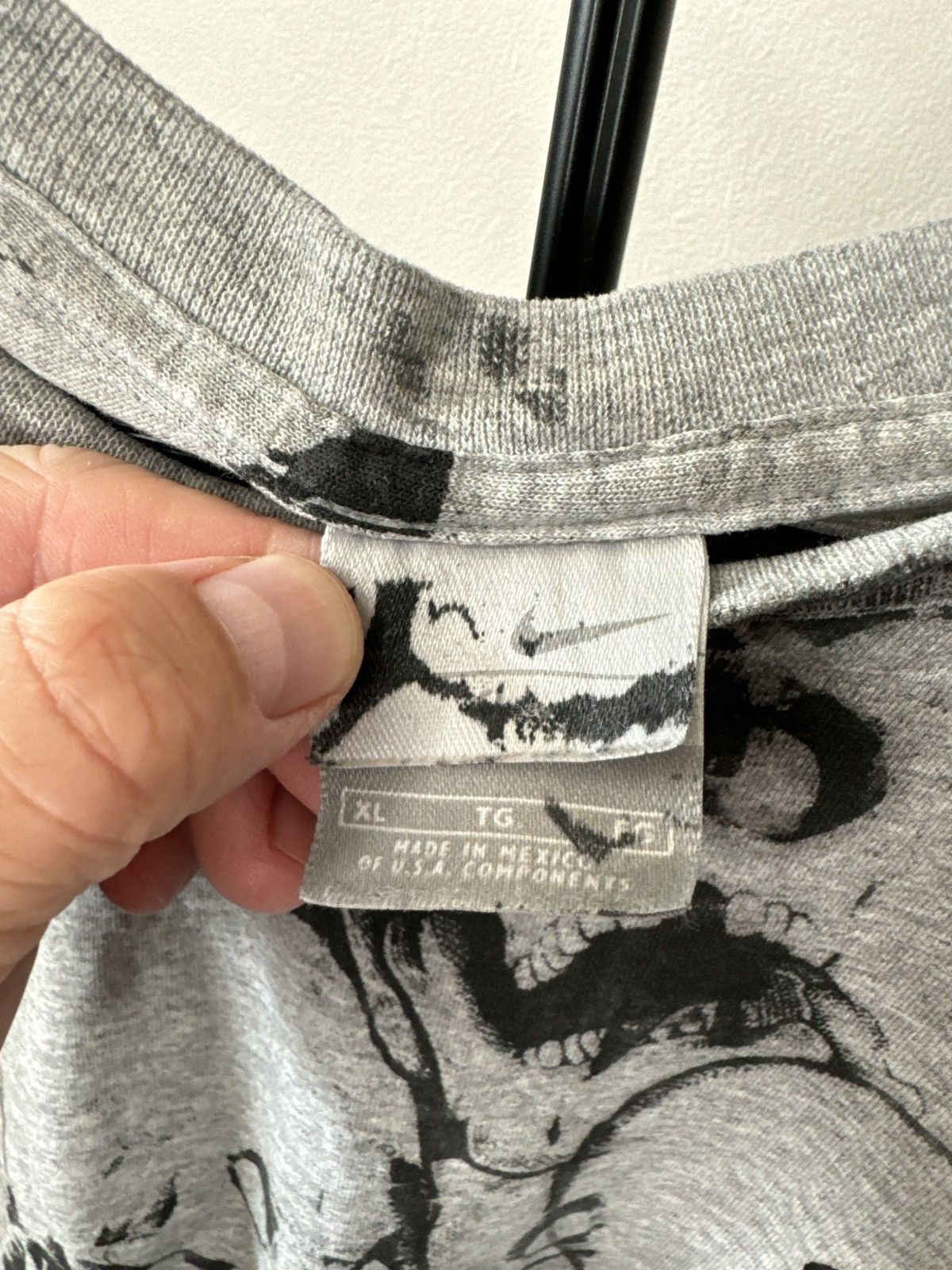 Nike × Vintage Vintage Nike Y2K Silver Tag Custom Skulls AOP T Shirt Size US XL / EU 56 / 4 - 14 Thumbnail