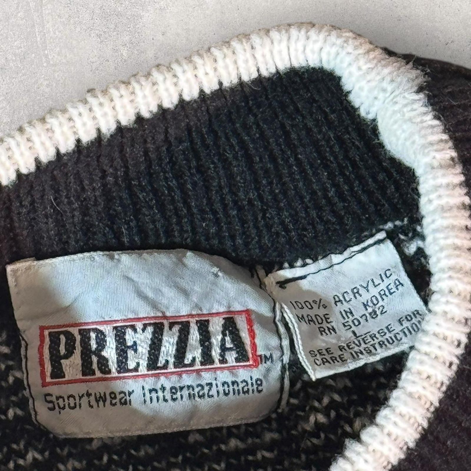Vintage Black and white vintage 90s knitted sweater Size L / US 10 / IT 46 - 3 Thumbnail