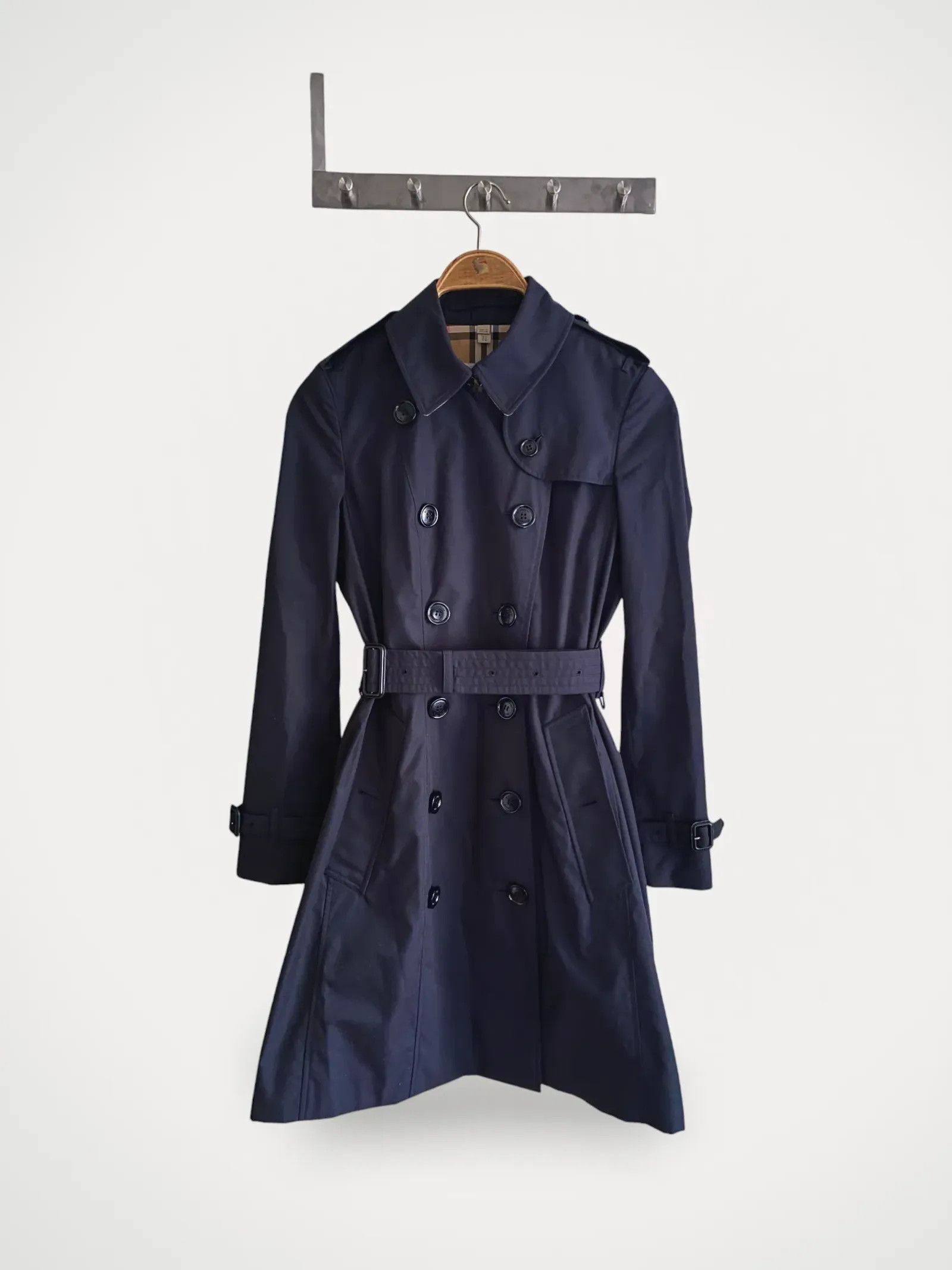Burberry Burberry Chelsea Coat Size S / US 4 / IT 40 - 1 Thumbnail