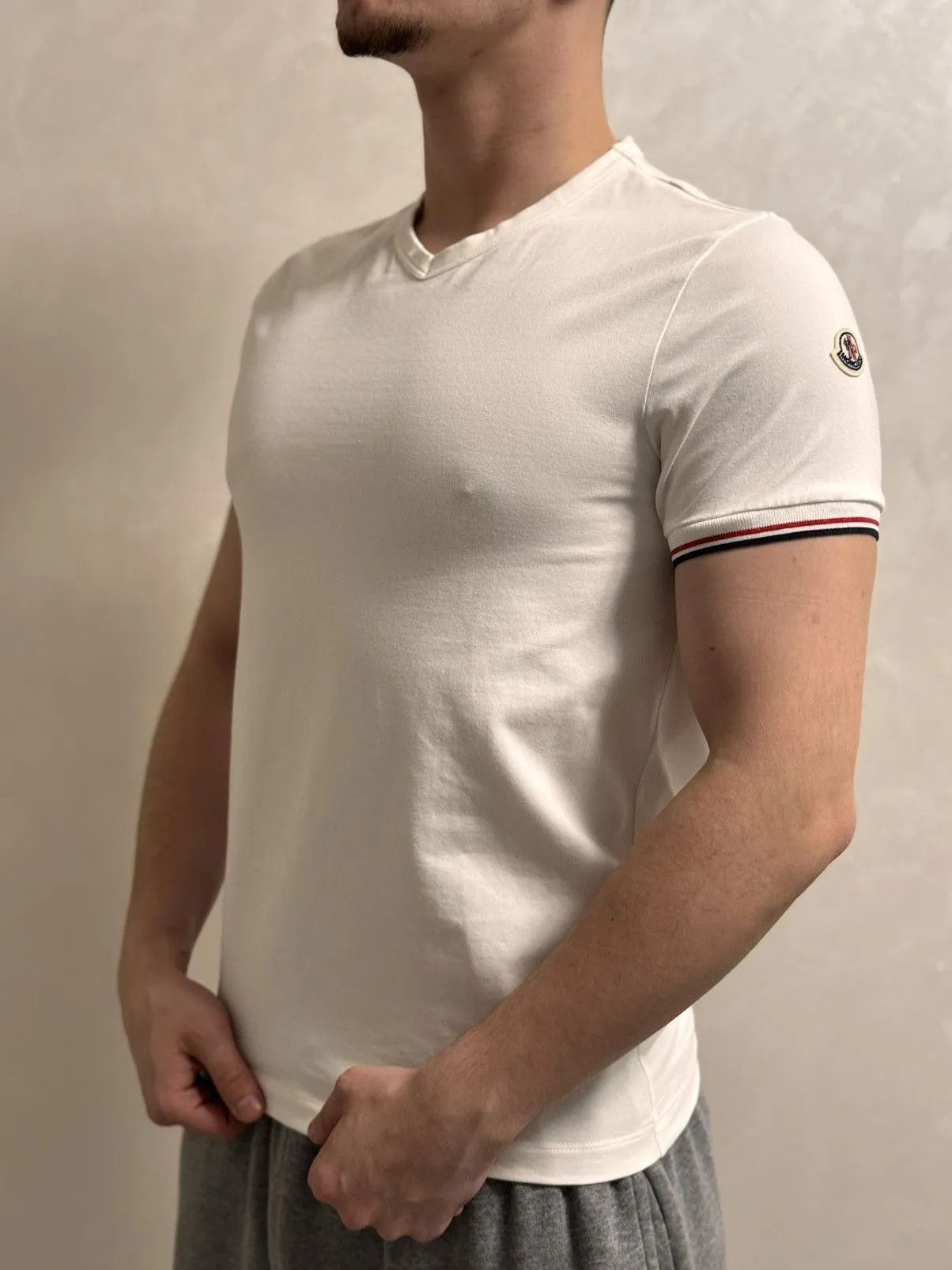 Moncler Moncler basic tee T-shirt logo vintage sleeve Size S Size US S / EU 44-46 / 1 - 2 Thumbnail