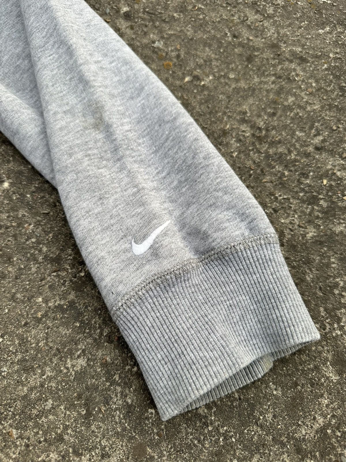 Nike Vintage Nike Sweatshirt Big Logo Size US XL / EU 56 / 4 - 9 Thumbnail