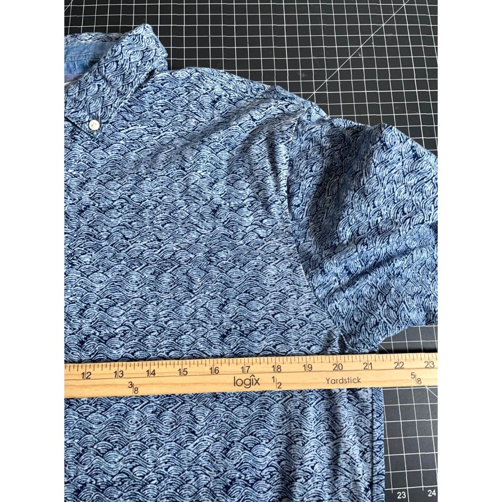johnnie-O johnnie-O Men's Polo Shirt Large Blue Geometric Pattern Short Sleeve Button-Down Collar Golf Size US L / EU 52-54 / 3 - 5 Thumbnail