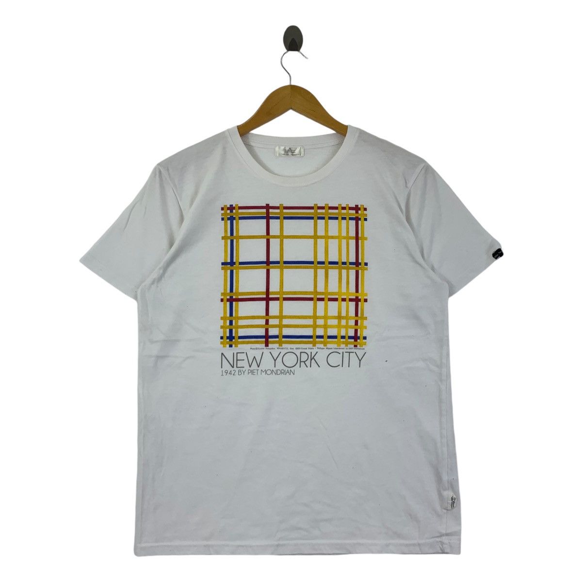 Vintage PIET MONDRIAN ART New York City Museum Tee Shirt Size US L / EU 52-54 / 3 - 1 Thumbnail