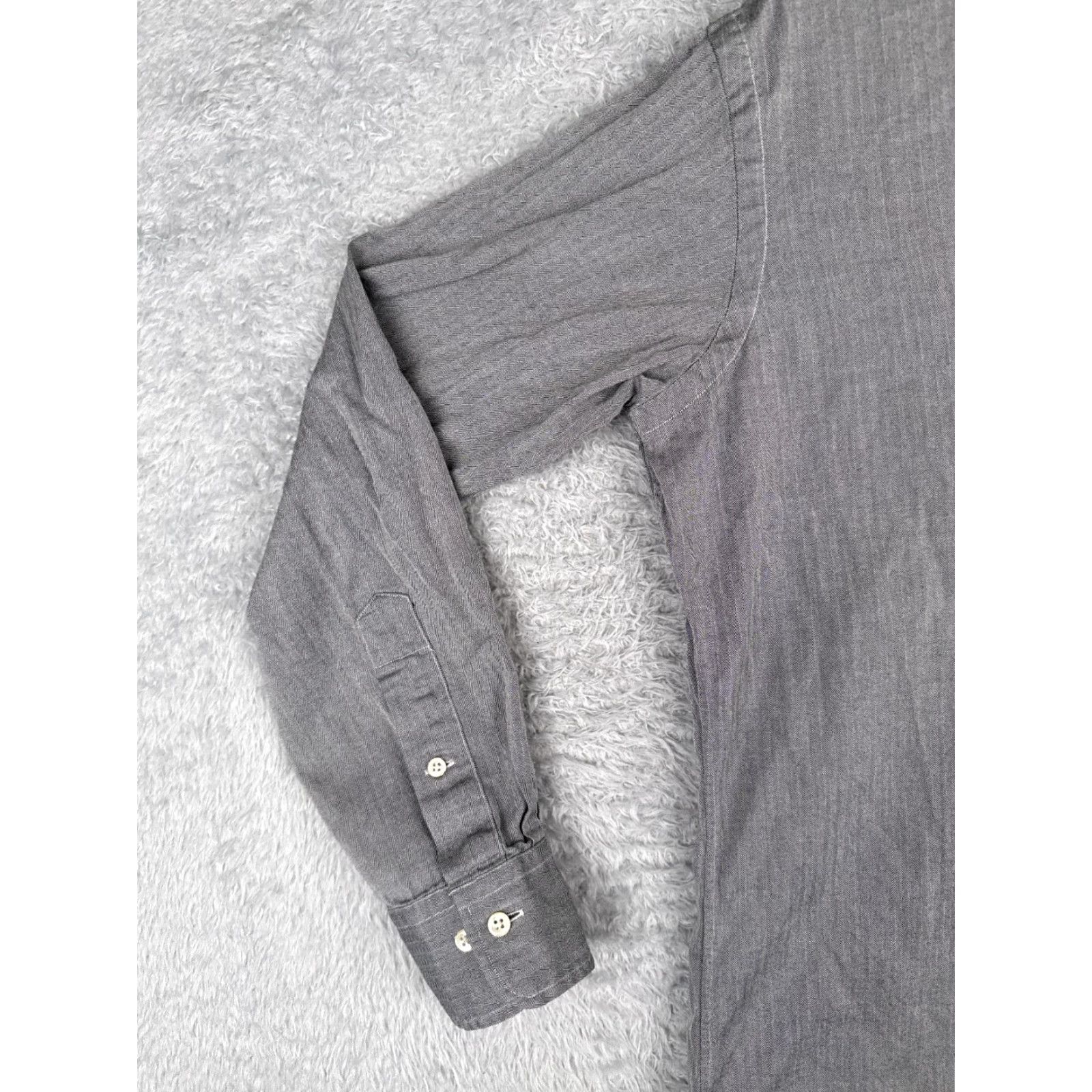 Polo Ralph Lauren VINTAGE Polo Ralph Lauren Shirt Mens Adult 15 Gray Cotton Herringbone Button-Up-Gray Reg/Regular Camping Outdoor 40 Chest Fall Winter Spring 15 Mens Size US M / EU 48-50 / 2 - 5 Thumbnail