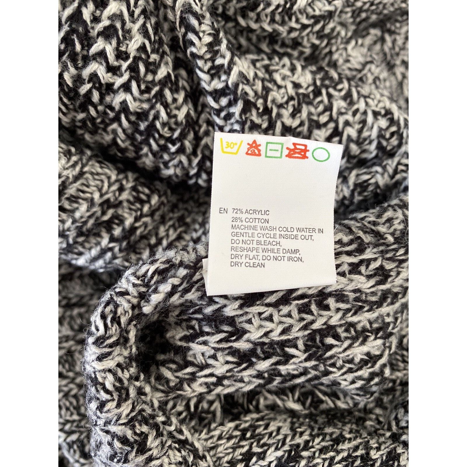 LA panoplie La Classe Couture Cowl Neck Knit Poncho M/L sweater A003062 Size M / US 6-8 / IT 42-44 - 6 Thumbnail