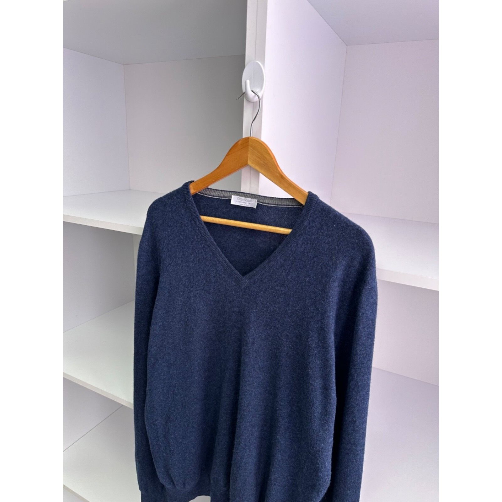 Gran Sasso VTG Gran Sasso Lana Wool V Neck Navy Sweater Size US XL / EU 56 / 4 - 4 Thumbnail