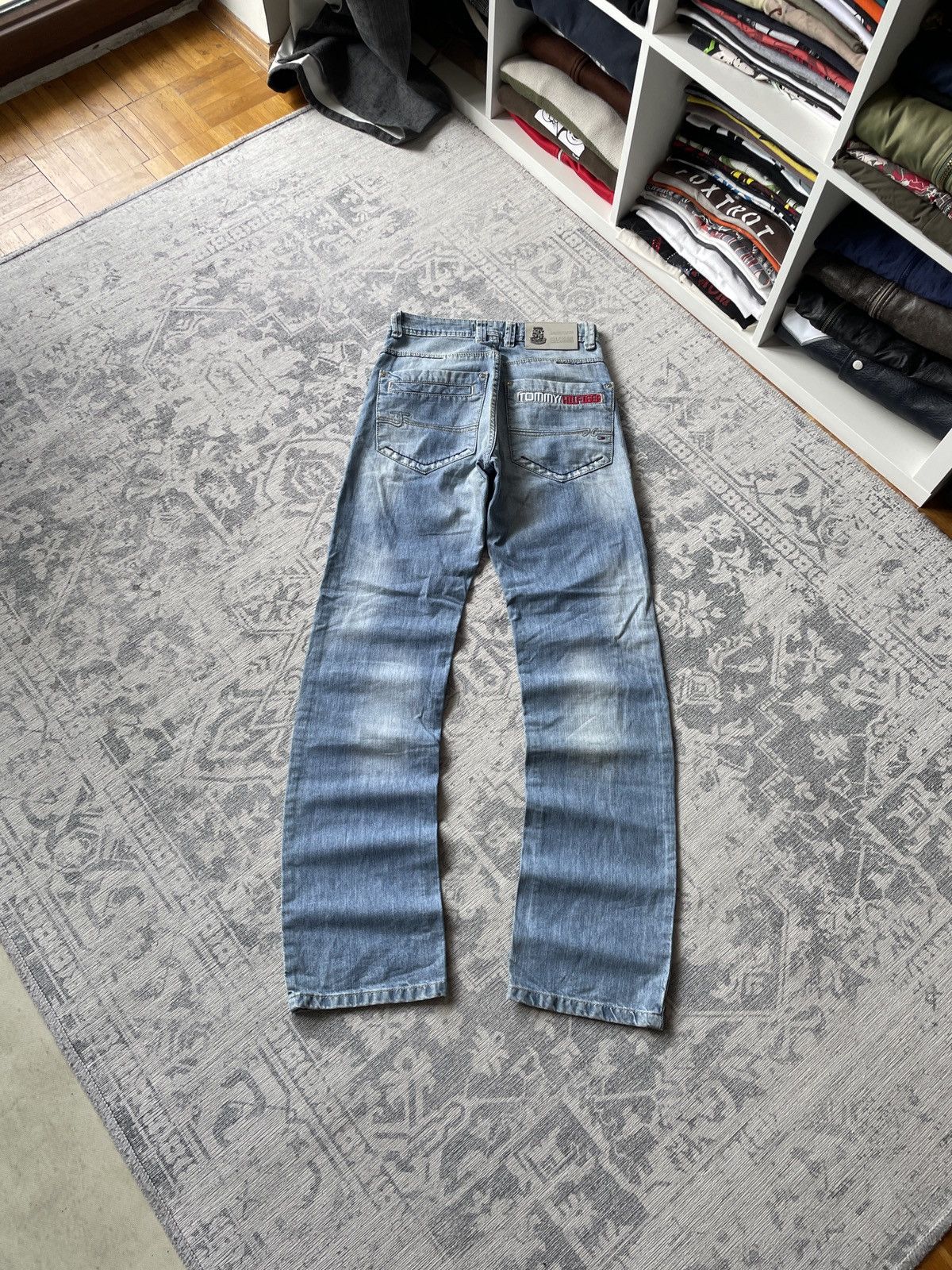 Vintage Flared Faded Jeans Tommy Hilfiger Big Logo Washed