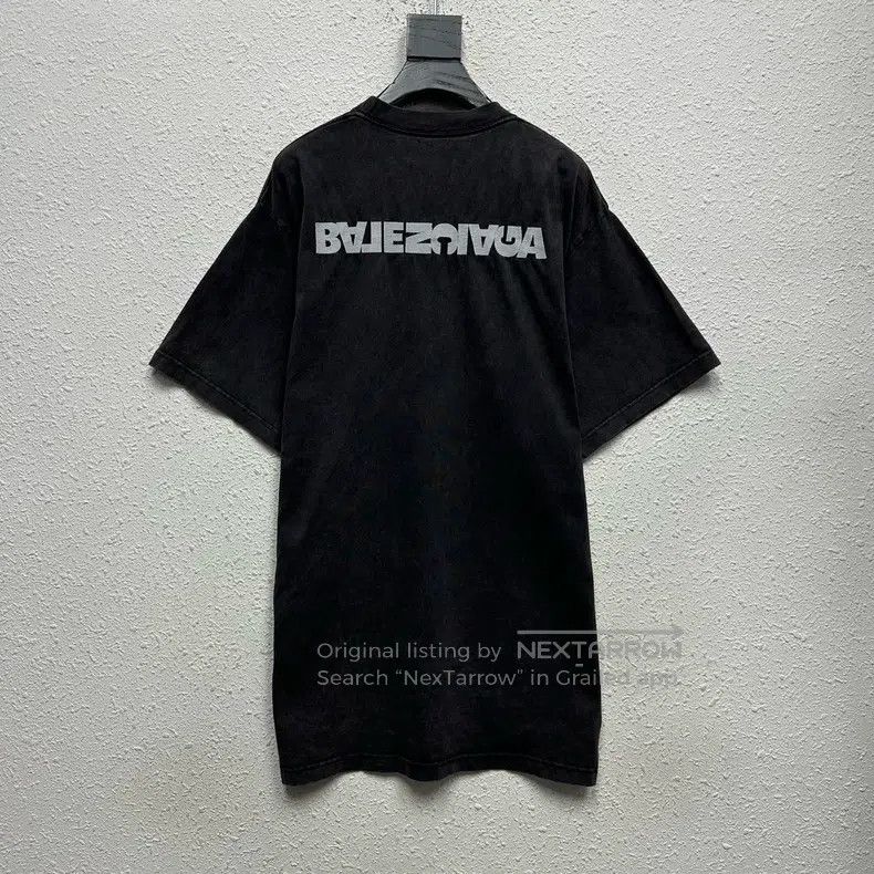 Balenciaga Balenciaga Washed Aged Black Inverted Logo Short Sleeve T- Size US M / EU 48-50 / 2 - 2 Thumbnail