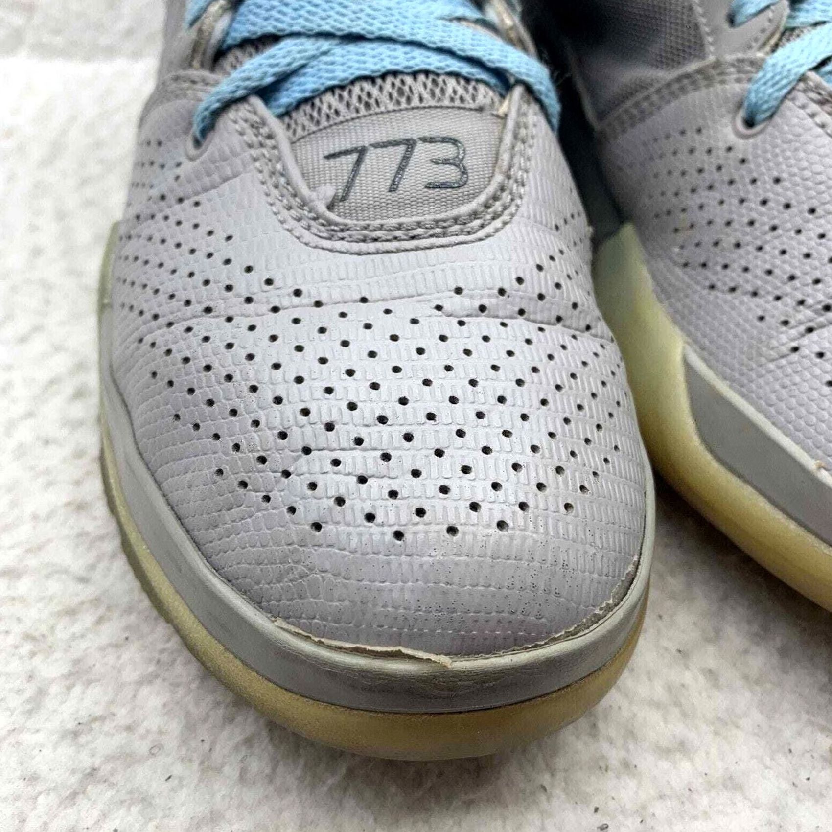 Adidas Adidas Derrick Rose Sneakers Mens 6.5 Gray D69432 Ballers Beaters Size US 8 / EU 41 - 3 Thumbnail