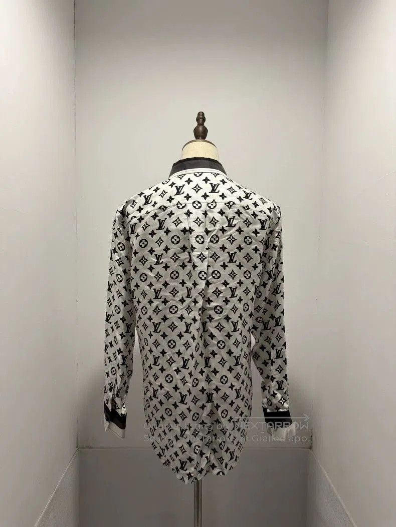 Louis Vuitton Louis Vuitton Monogram Silk Shirt. Size US S / EU 44-46 / 1 - 2 Thumbnail