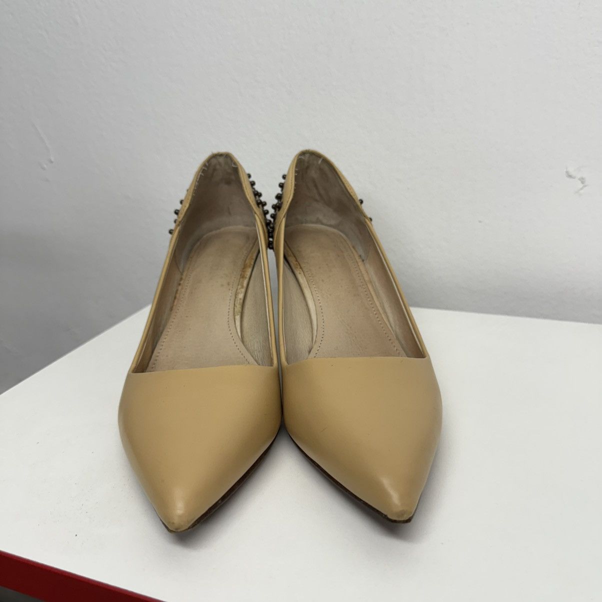 Diesel Vintage Diesel Studded Pumps Genuine Leather Size US 6 / IT 36 - 7 Thumbnail