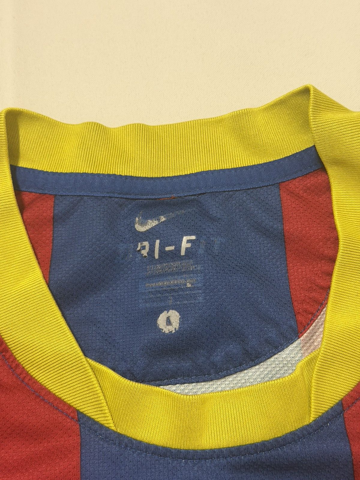 Nike 2010-2011 FC Barcelona Home Shirt Nike Size US L / EU 52-54 / 3 - 3 Thumbnail