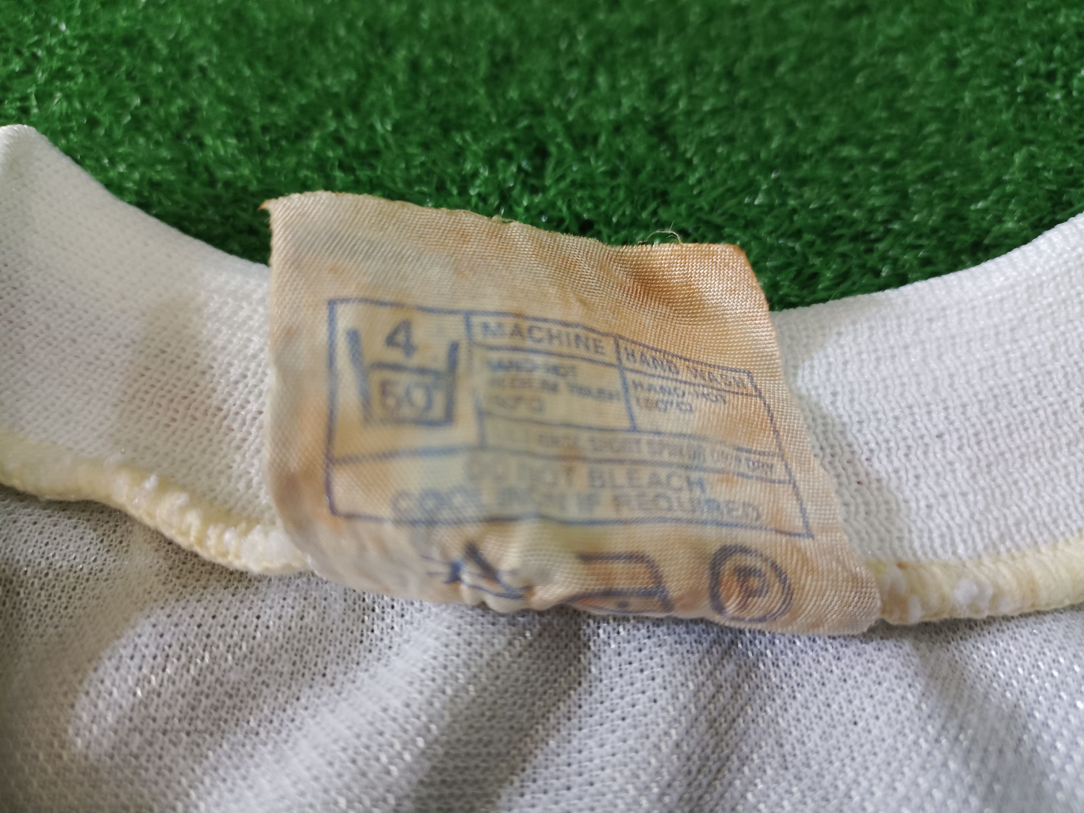 Vintage Vintage Admiral England 1980-83 Jersey Size US S / EU 44-46 / 1 - 10 Thumbnail