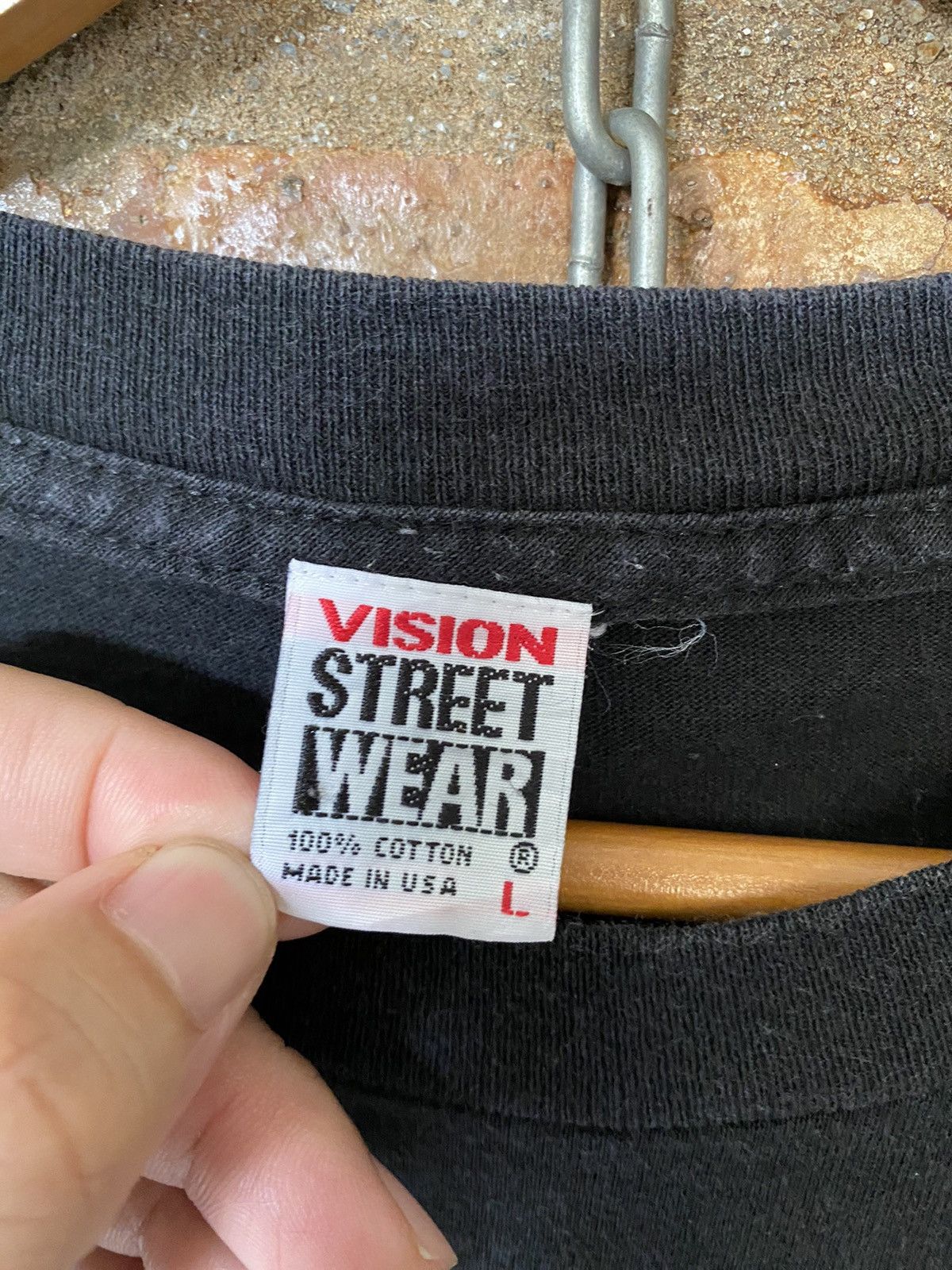 Vision Streetwear 1990s Vision illusion tee Made in USA Size US L / EU 52-54 / 3 - 9 Thumbnail