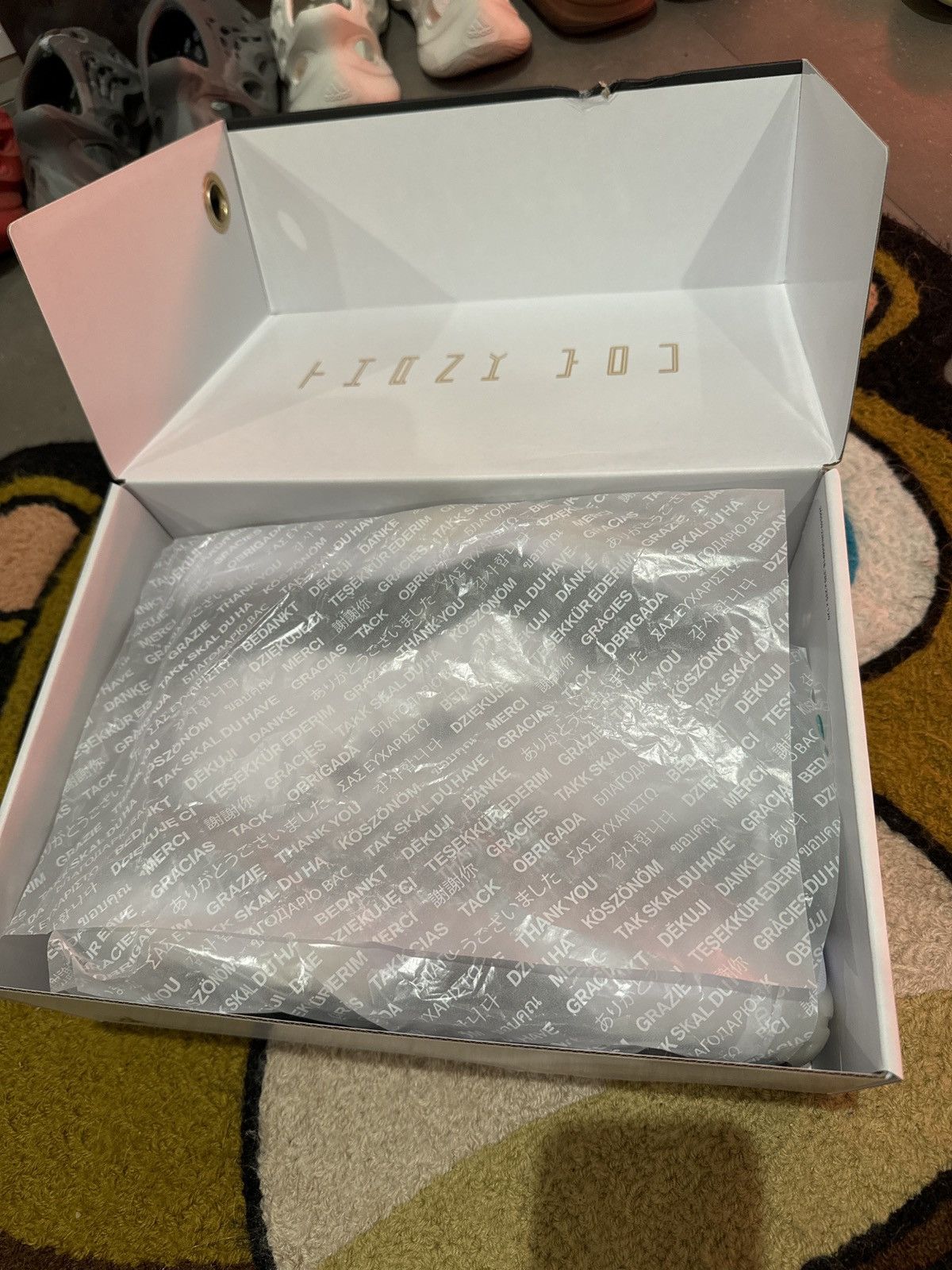 Jordan Brand Air Jordan 11 “Gratitude” Size US 9 / EU 42 - 9 Thumbnail