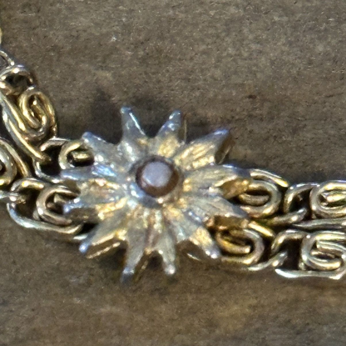 Vintage Vintage double scroll link charm bracelet Size ONE SIZE - 9 Thumbnail