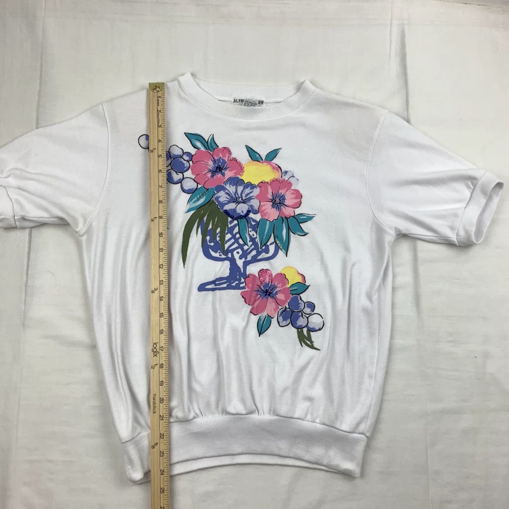 Vintage VINTAGE Alfred Dunner Sweatshirt Womens Small White Flowers Short Sleeve Pullover Preppy 90s Womens Size S / US 4 / IT 40 - 7 Thumbnail
