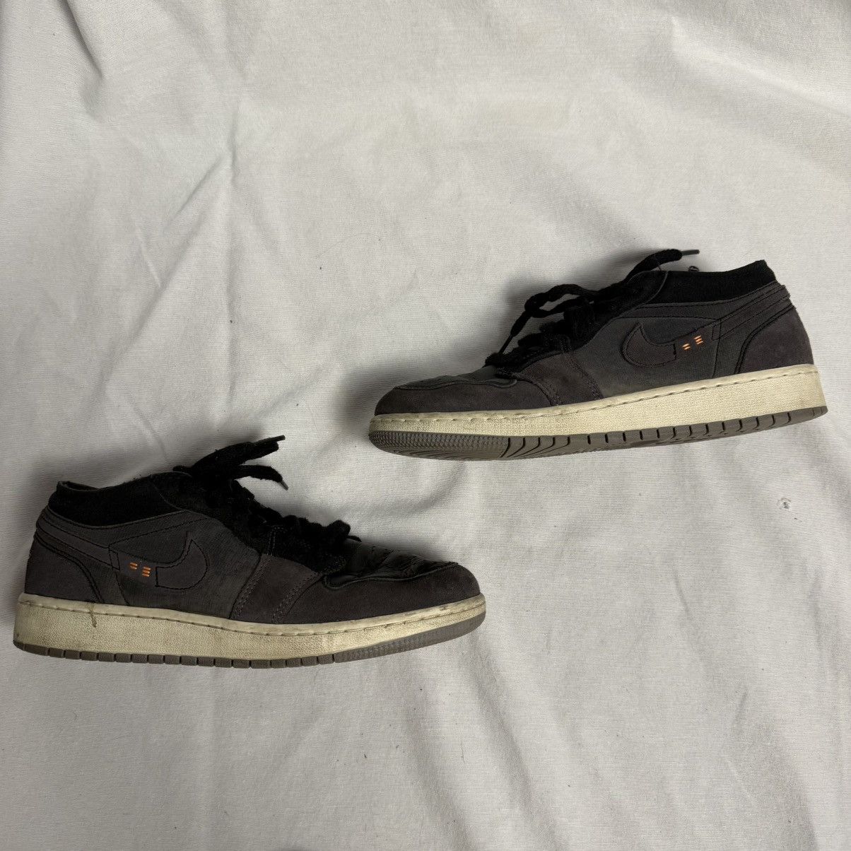 Nike Air Jordan 1 Low OG “Black Suede” - Size 6.5Y Size US 6.5 / EU 39-40 - 2 Thumbnail
