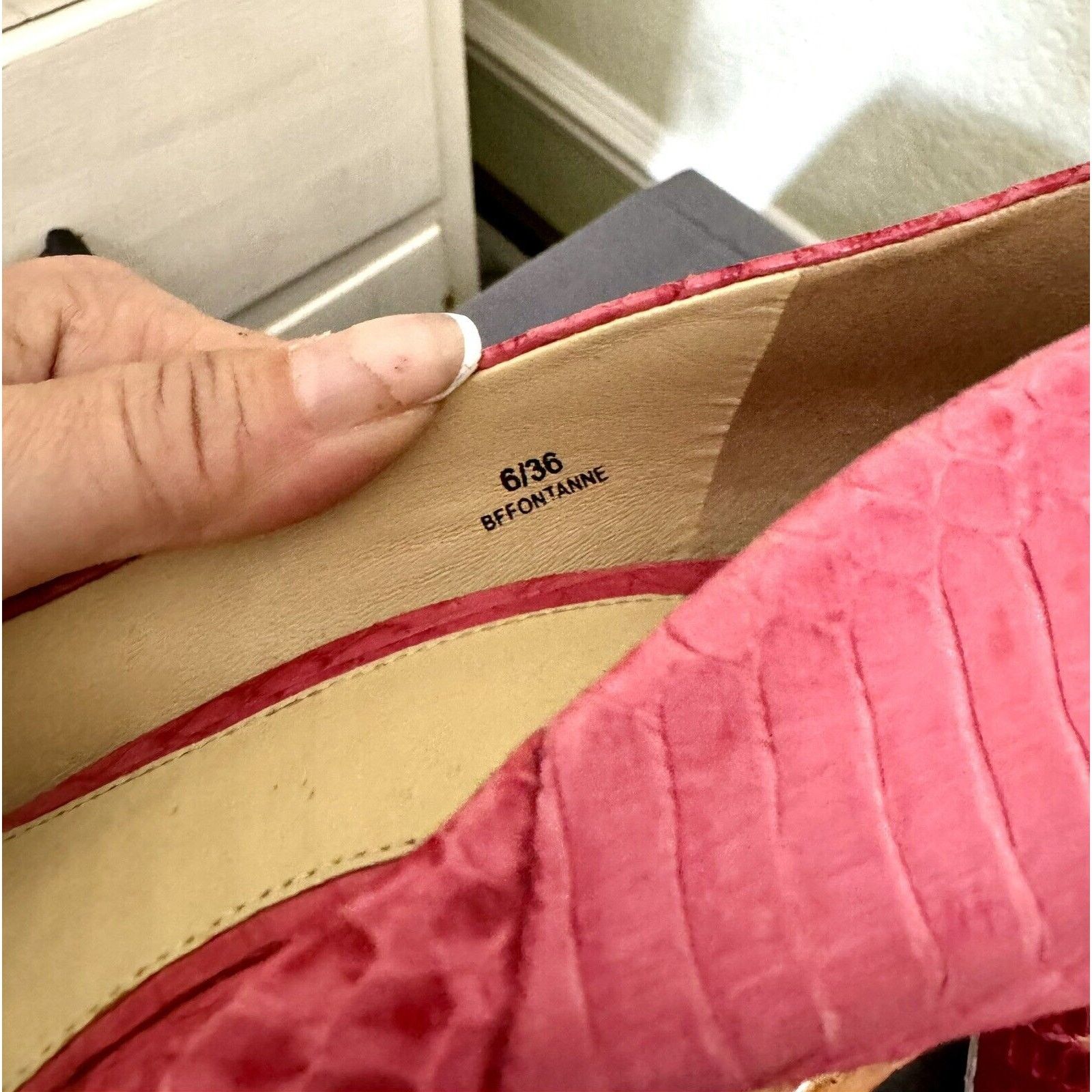 Brian Atwood Brian Atwood Pink Snakeskin Platform Pumps Heels - Size US6 Size US 6 / IT 36 - 9 Thumbnail