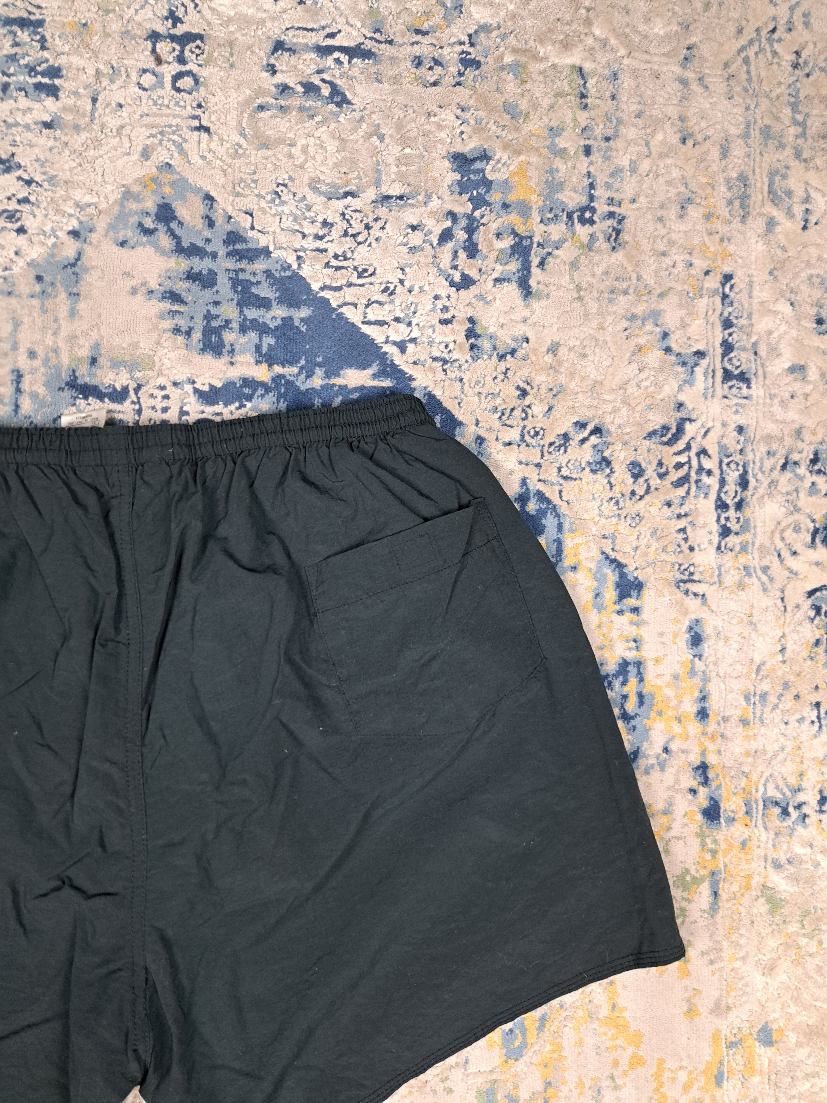 Nike Vintage 90s Nike Black Tag Running Shorts Blokecore Size US 36 / EU 52 - 6 Thumbnail