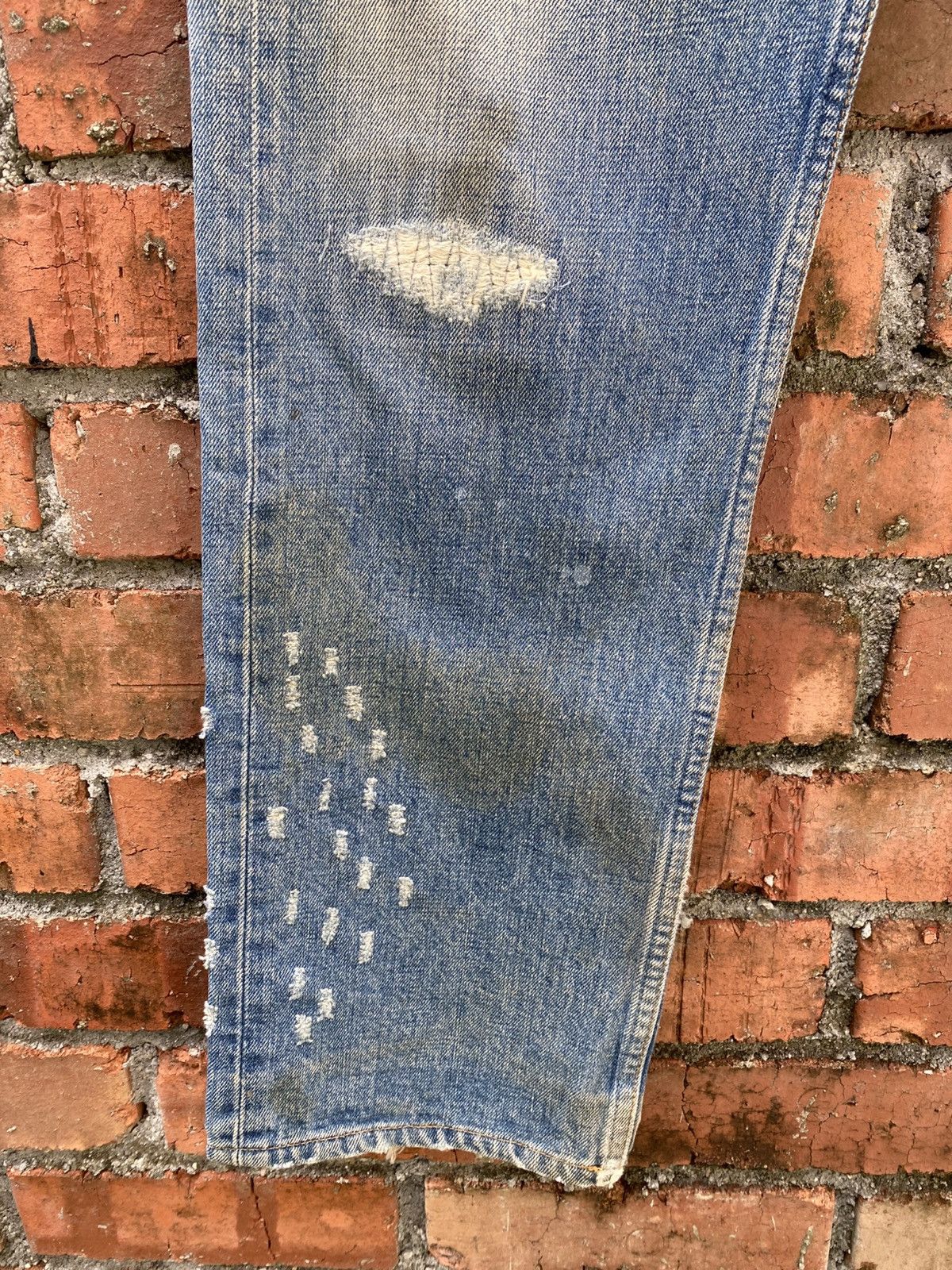 Levi's × Levi's Vintage Clothing × Vintage W31x30 Vintage 90s levi's 501 distressed Size US 31 - 3 Thumbnail