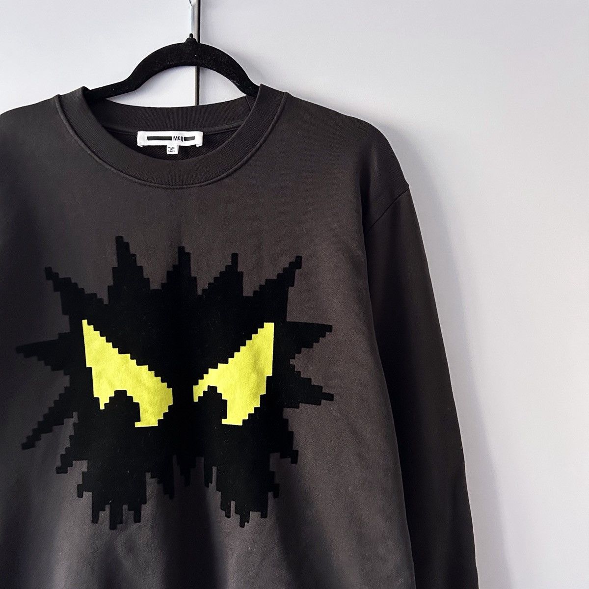 Alexander McQueen Alexander McQueen McQ sweatshirt Pixel Mad velvet monster Size US M / EU 48-50 / 2 - 4 Thumbnail