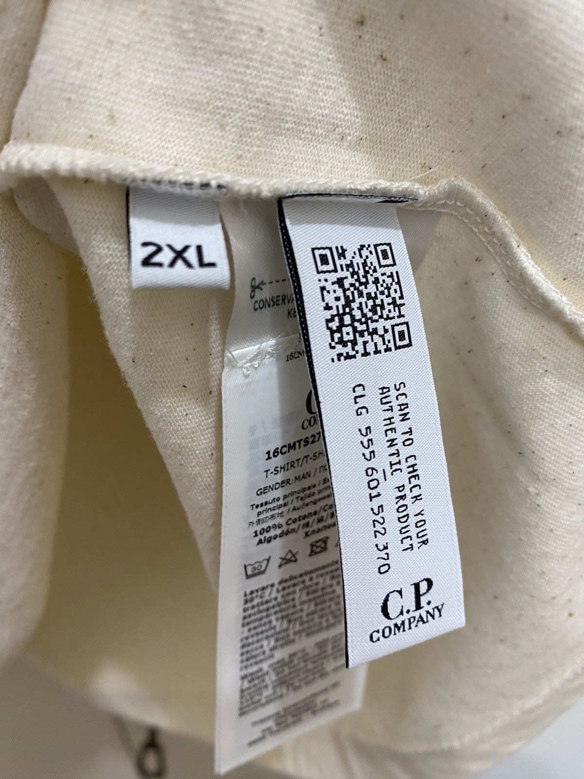 C.P. Company CP Company T-shirt, size XXL, cream new Size US XXL / EU 58 / 5 - 10 Thumbnail