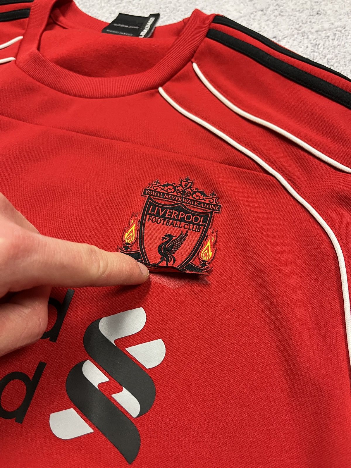 Adidas Vintage Adidas Liverpool 2010 Soccer Training Sweatshirt Size US L / EU 52-54 / 3 - 10 Thumbnail