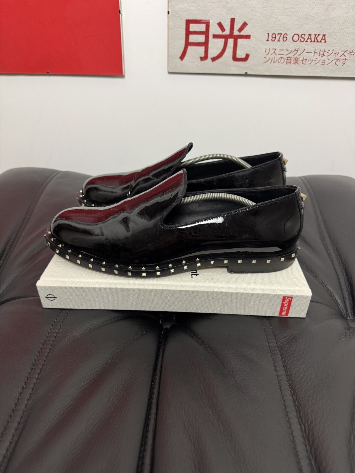 Valentino Valentino Rock Stud Leather Shinny Black Designer Loafers Size US 9.5 / EU 42-43 - 2 Thumbnail