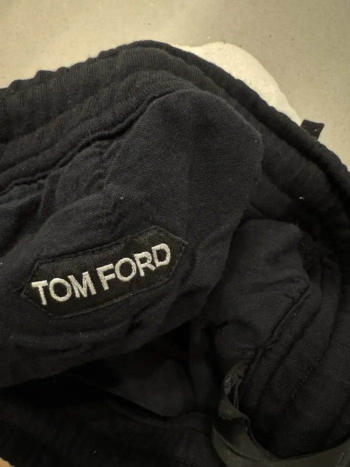 Tom Ford CC000020 Sweatpants & Joggers in Black Size US 32 / EU 48 - 5 Thumbnail