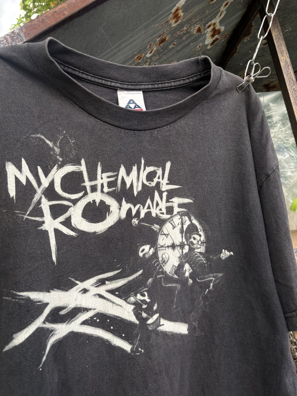 Vintage Vintage My Chemical Romance “Black parade” early 00’s tee Size US L / EU 52-54 / 3 - 2 Thumbnail