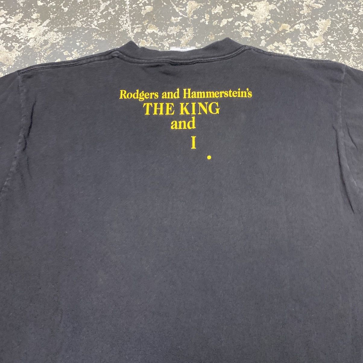 Vintage Vintage Gold Elephant Rhino Rodgers & Hammerstein The King Size US L / EU 52-54 / 3 - 9 Thumbnail